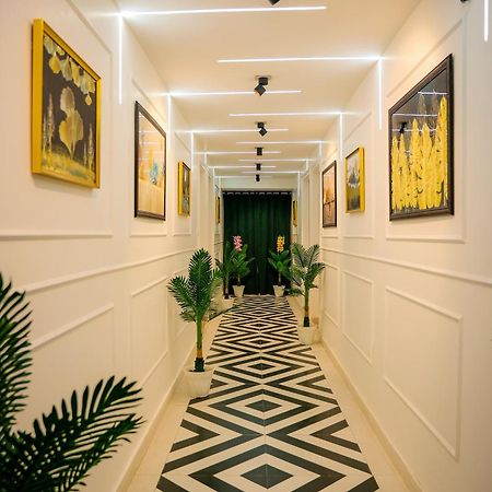 Agrah Stay - Kasa Lusso Stay ファリーダーバード エクステリア 写真