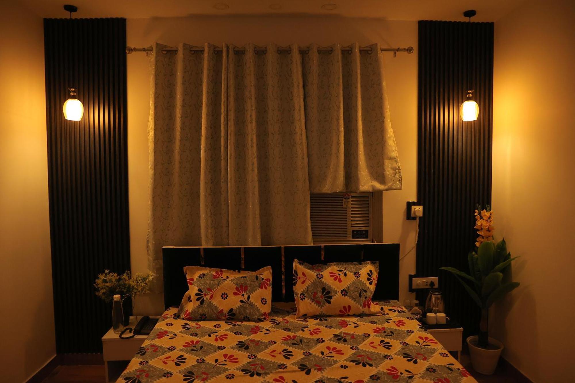 Agrah Stay - Kasa Lusso Stay ファリーダーバード エクステリア 写真